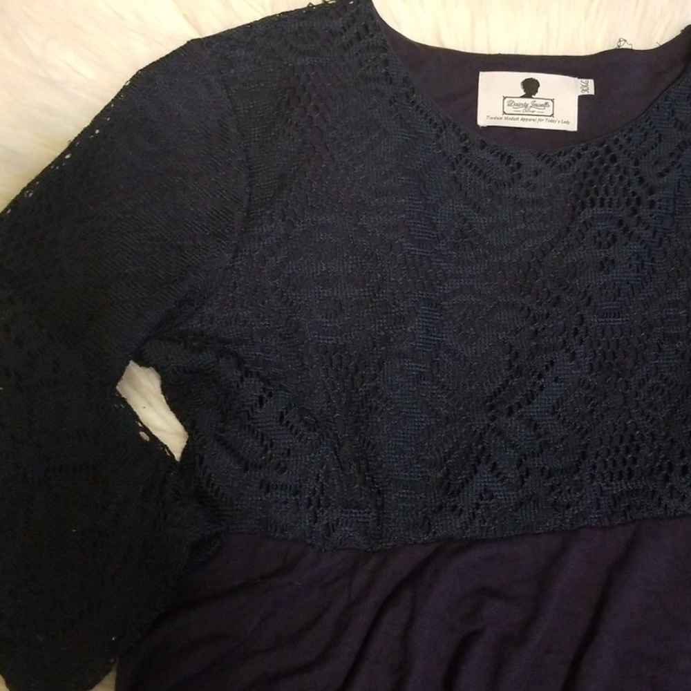 Girls Dreaming in Vintage Navy Dainty Jewell's XXL